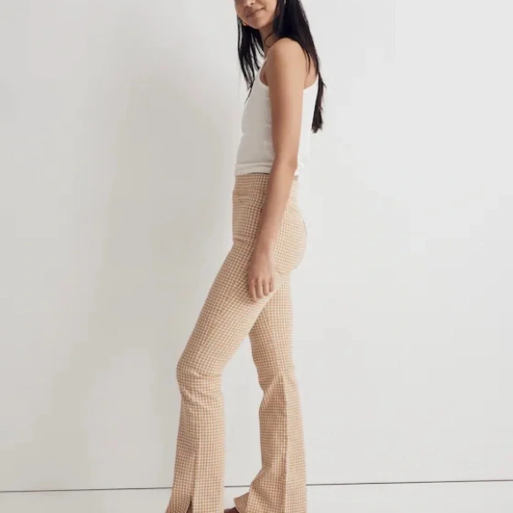 Madewell Pull-On Skinny Flare Jeans in Mini Check - Picture 4 of 5